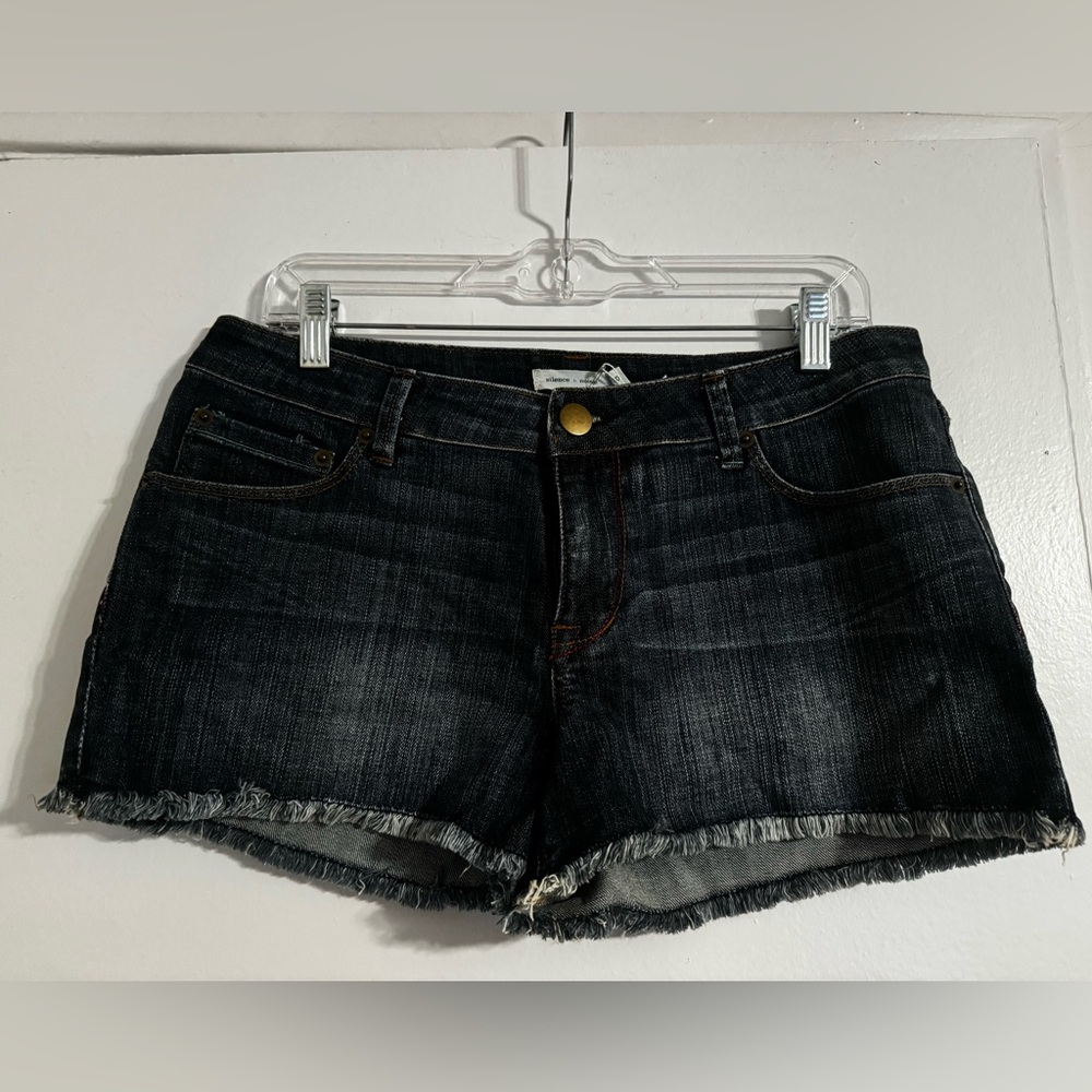 Jean shorts with mushroom butt patch / size 30